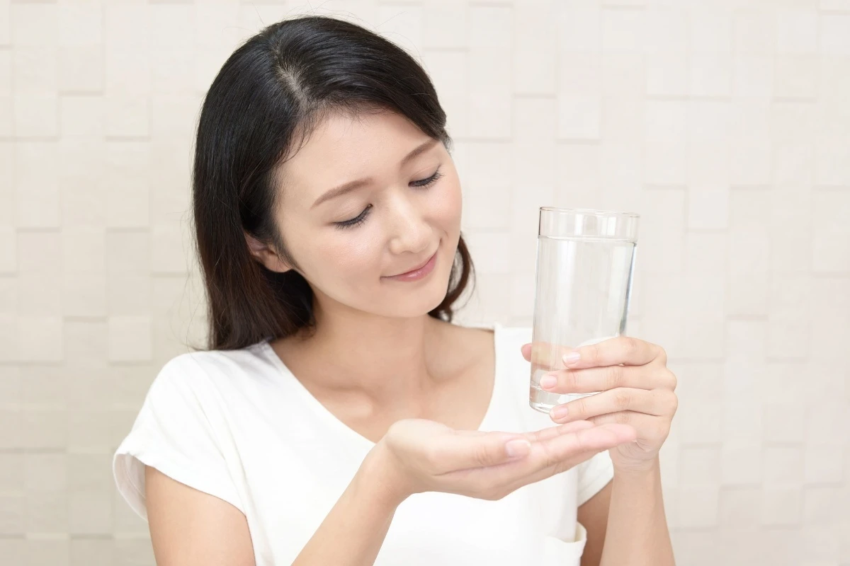 元気な女性スタッフ